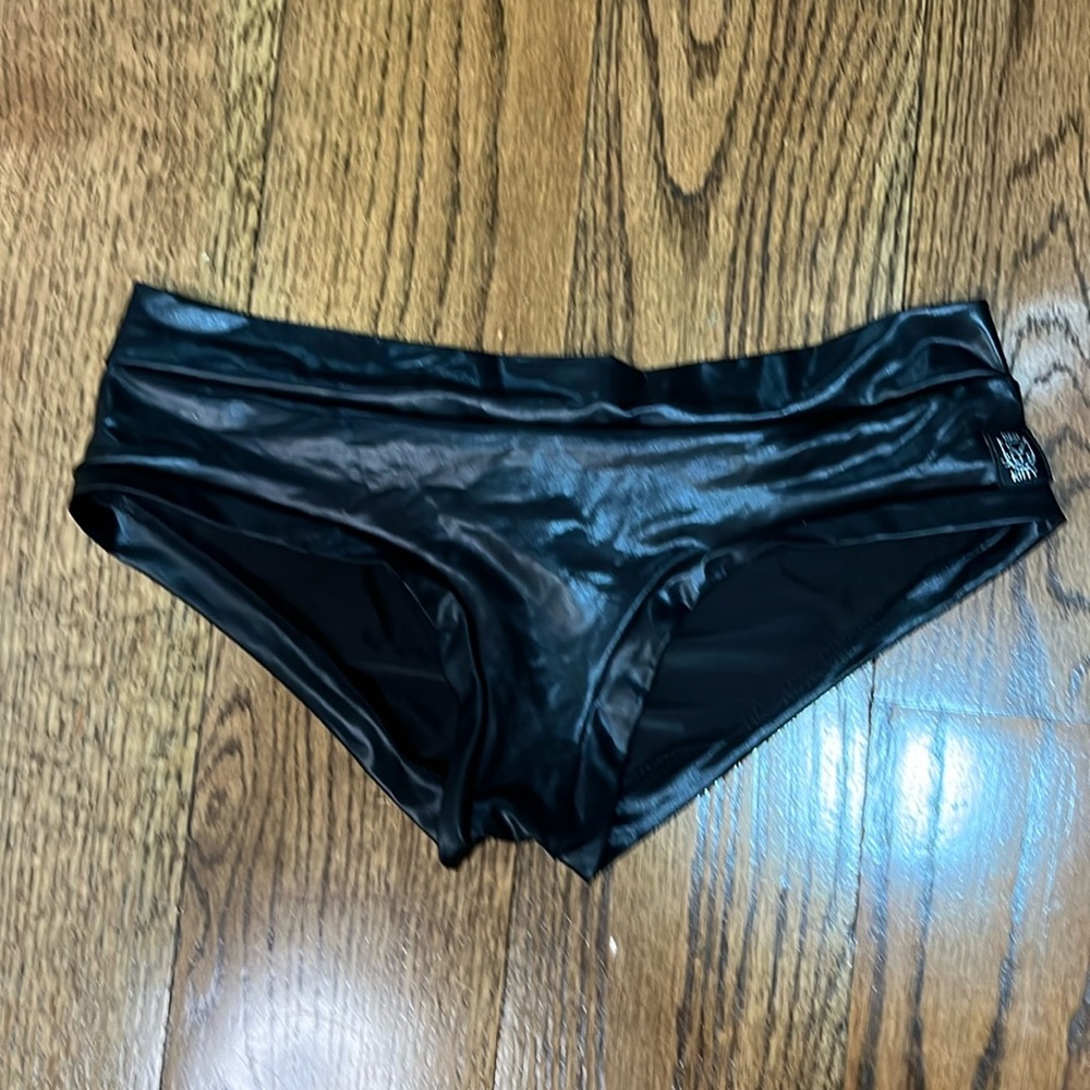 Bad Kitty pleather-like scrunch butt pole shorts